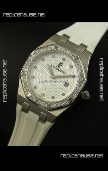 Audemars Piguet Royal Oak Ladies Quartz Replica Watch in Steel Case